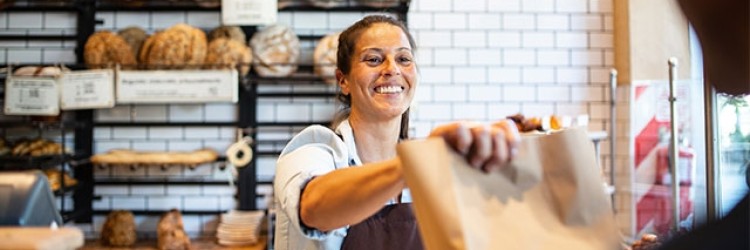 Summer Hospitality Playbook A 10 Week Plan