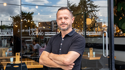 luciano profile thumbnail