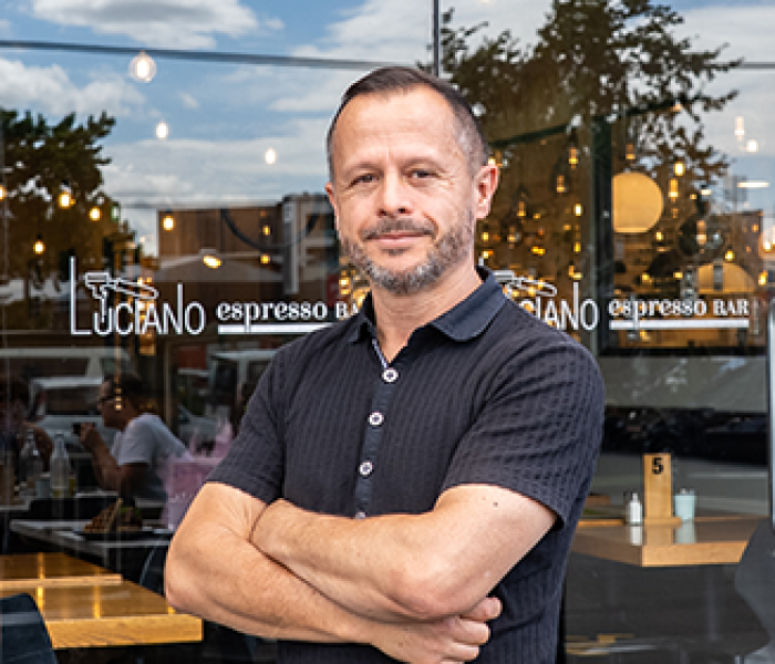 luciano profile thumbnail